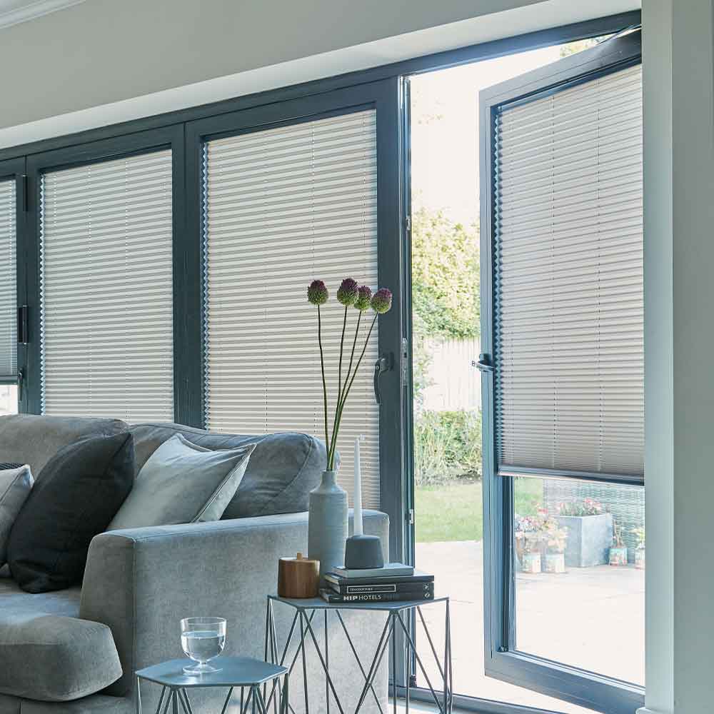 Measuring blinds in Reading